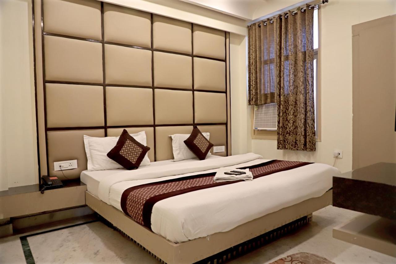 Hotel Klick International At "5 Min Walking " From New Delhi Railway Station Екстериор снимка