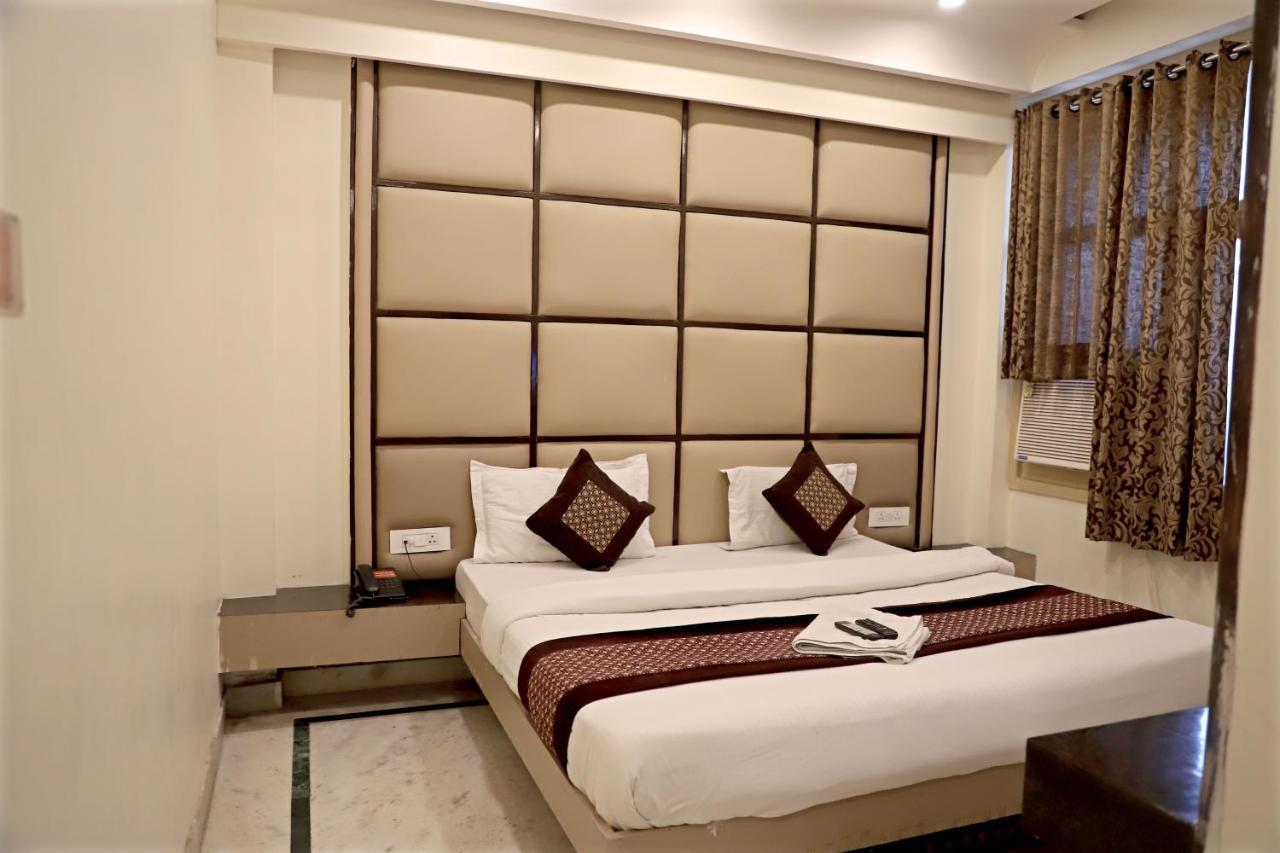 Hotel Klick International At "5 Min Walking " From New Delhi Railway Station Екстериор снимка