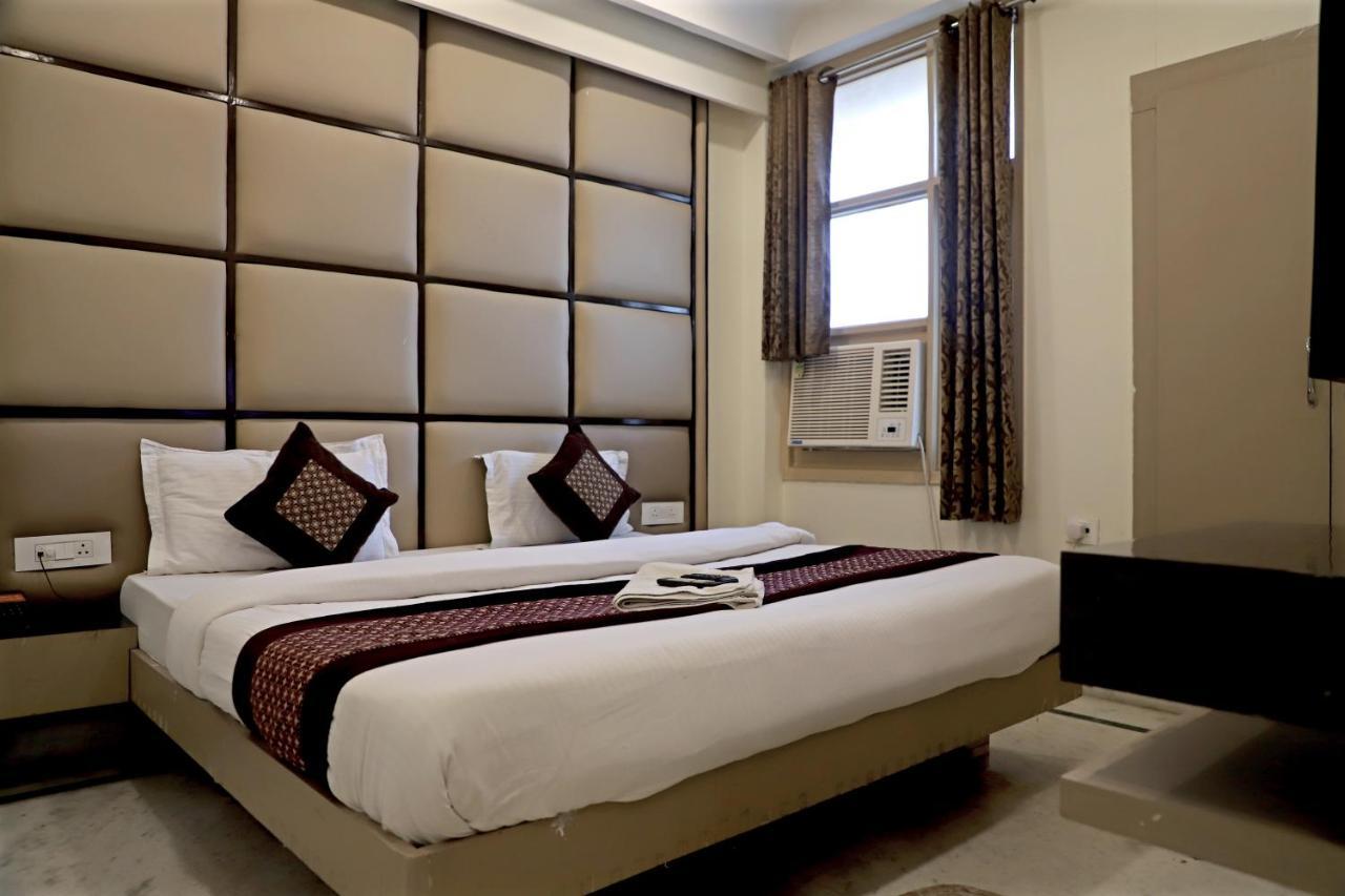 Hotel Klick International At "5 Min Walking " From New Delhi Railway Station Екстериор снимка