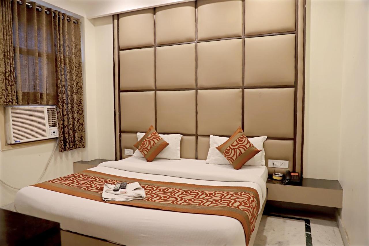 Hotel Klick International At "5 Min Walking " From New Delhi Railway Station Екстериор снимка